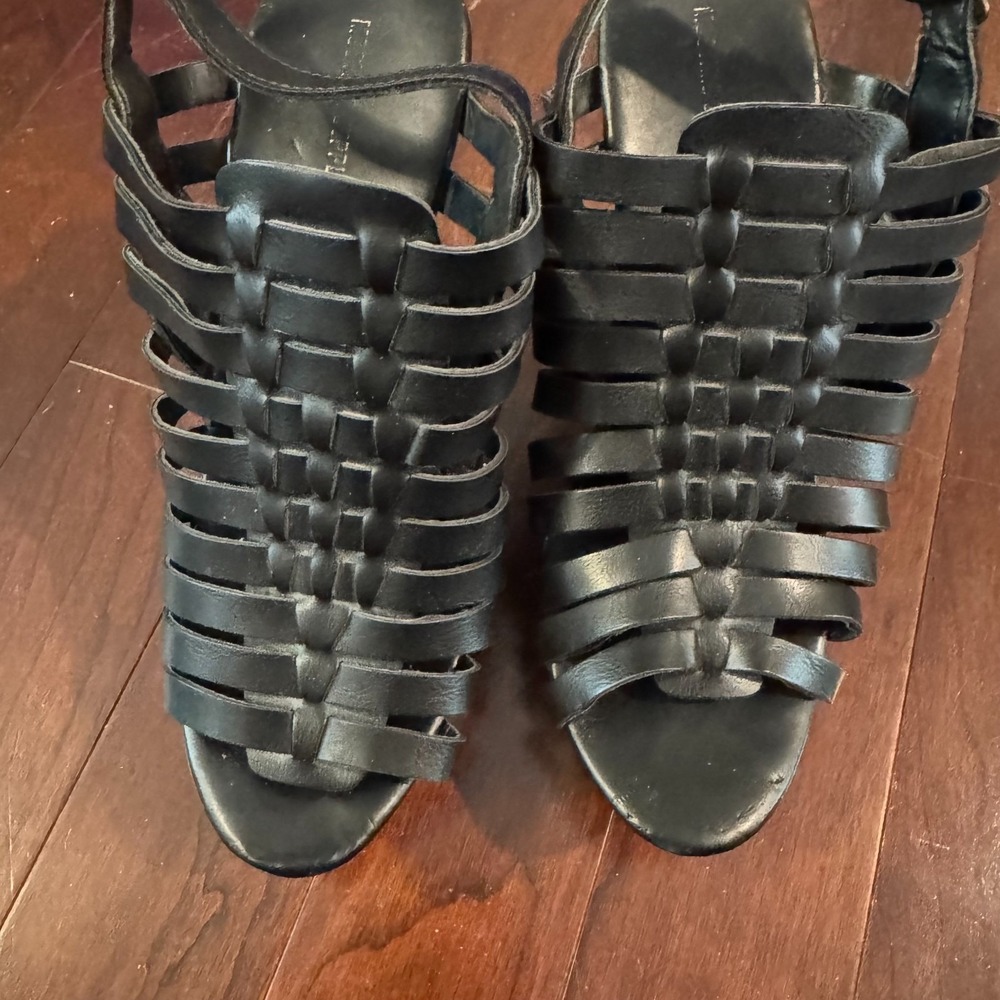 Mossimo Supply Co Black Strappy Woven Gladiator Platform Wedge Heels Women's 7.5